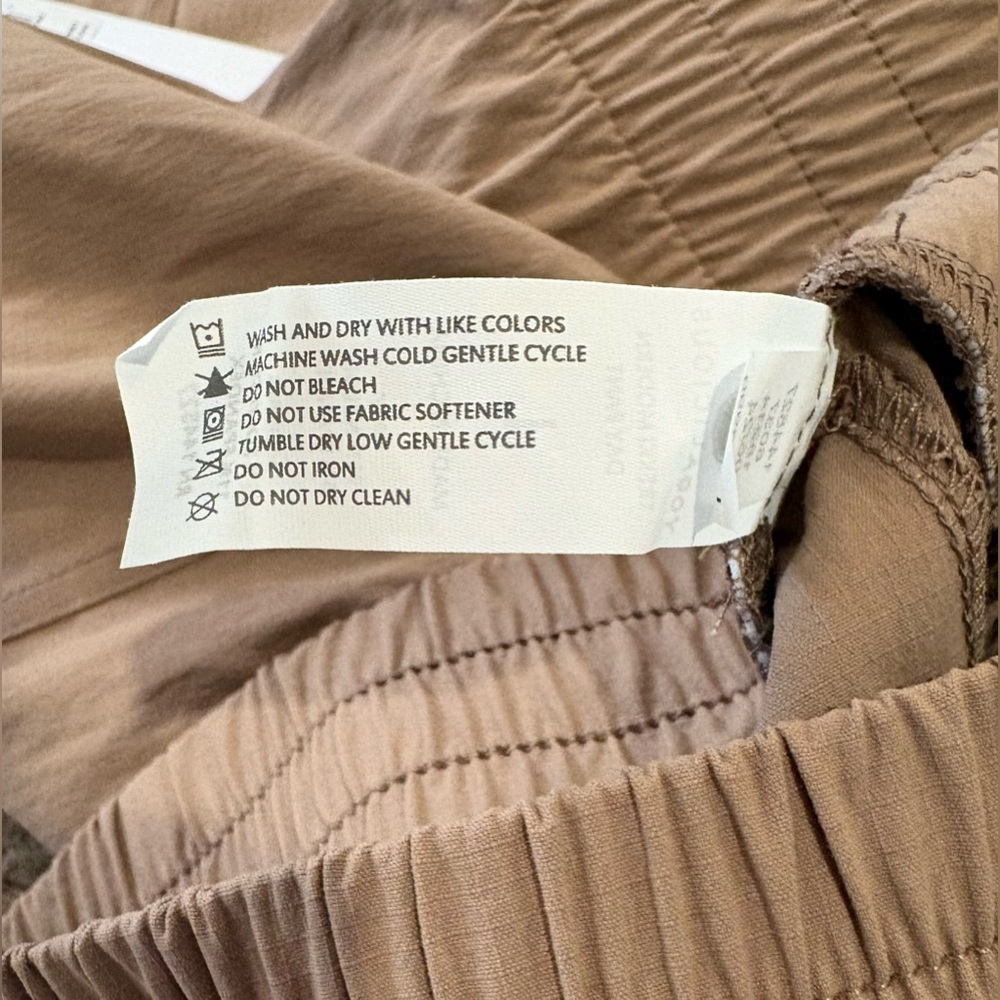 NWT Yogalicious Leafless Tree Trekki Modern Day Pant - L - Picture 8 of 8